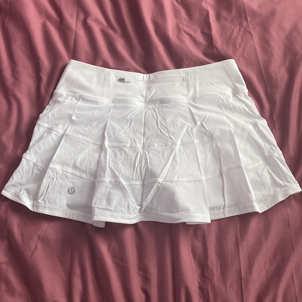 Lululemon pace rival skirt